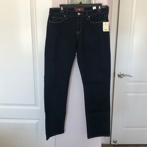NWT- Lucky Brand Dark Wash Sofia Straight Leg